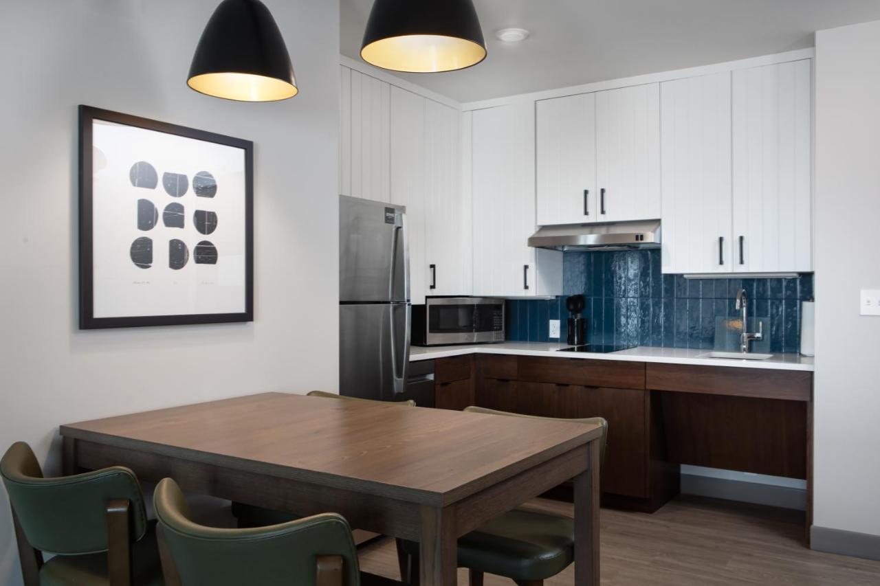 Staybridge Suites - Iowa City - Coralville By Ihg Exteriör bild