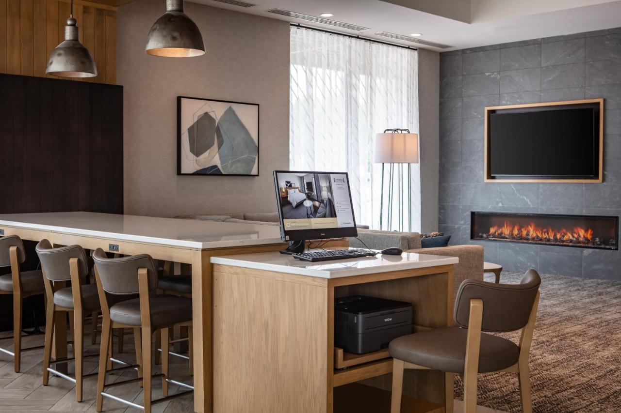 Staybridge Suites - Iowa City - Coralville By Ihg Exteriör bild