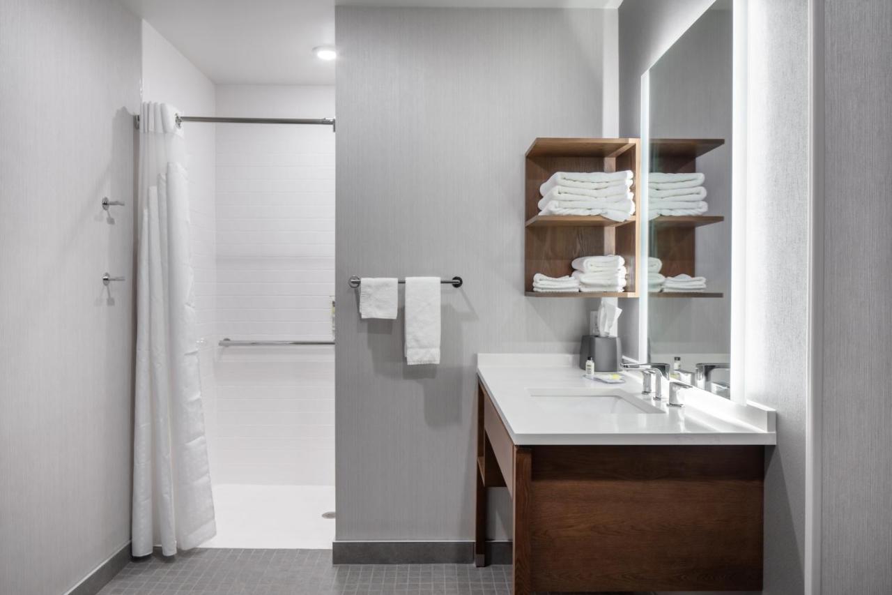Staybridge Suites - Iowa City - Coralville By Ihg Exteriör bild